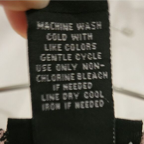 Torrid Black Purple Floral Tie Bust Button Down Blouse - Picture 9 of 9